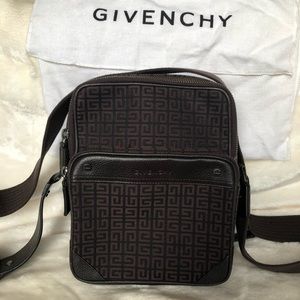 sling bag givenchy